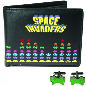 Space Invaders Wallet & Cufflinks (£14.99)